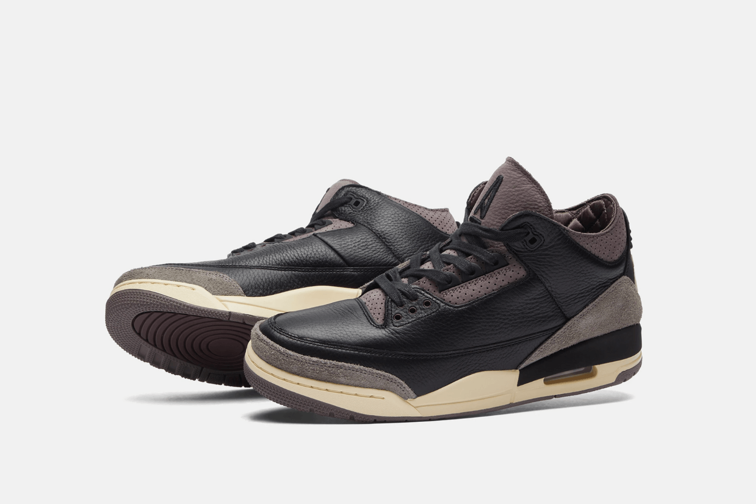 Out now: der A Ma Maniére x Air Jordan WMNS 3 in 'Black'