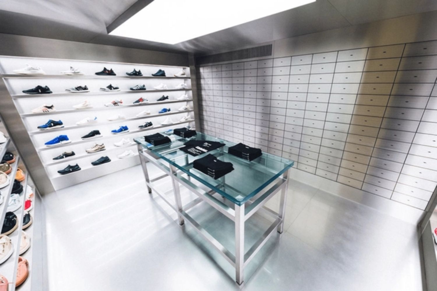 Sneaker Shopping Guide: Die 7 Besten Sneaker Shops in Brüssel