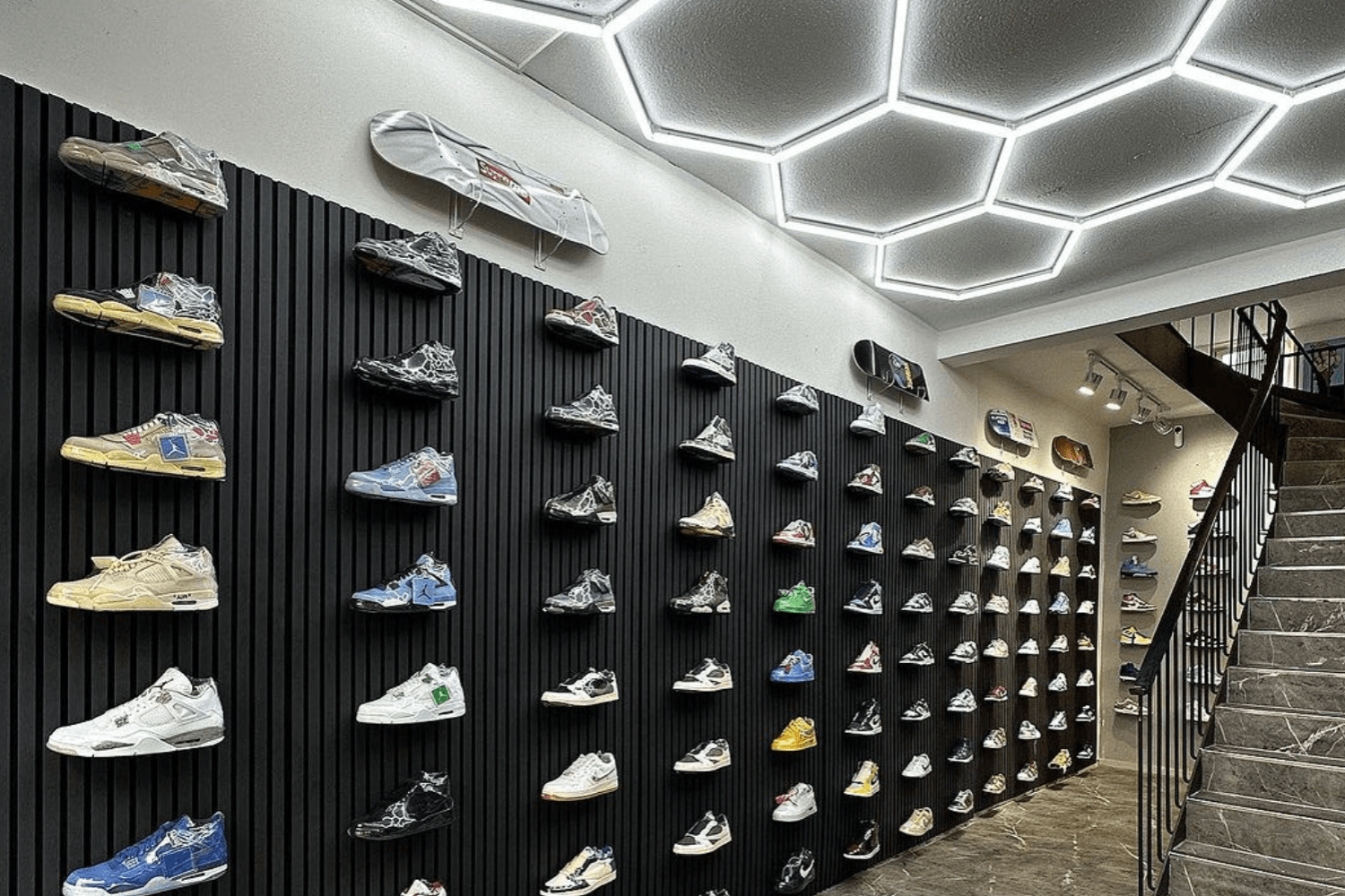 Sneaker Shopping Guide: Die 10 Besten Sneaker Shops in Düsseldorf