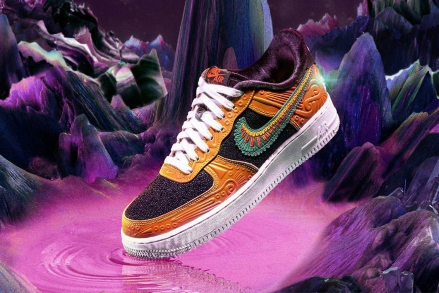 Check out the Nike 'Dìa de Los Muertos 2021' collection here