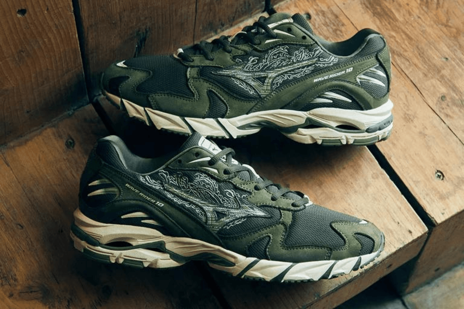 Know your size: Mizuno sizing guide - Sneakerjagers