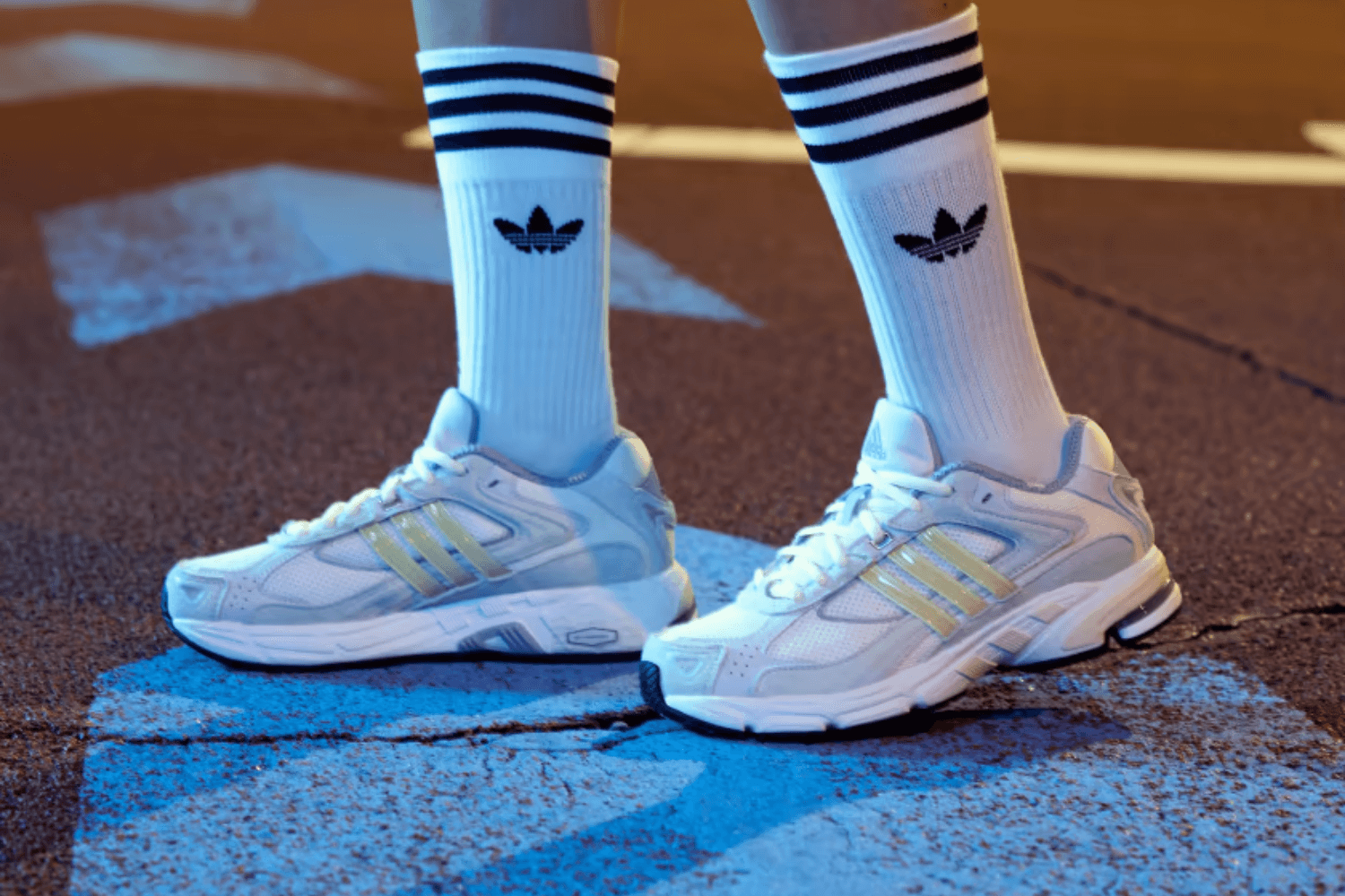 The adidas Mid Season Sale offers up to 40% discount