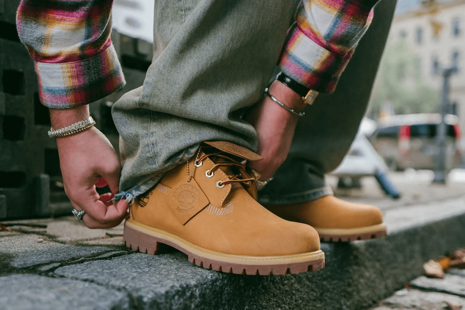 Sneakers and boots that will keep you warm this season