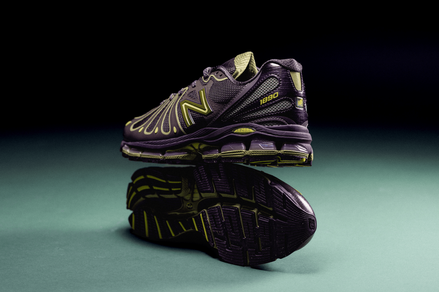 New Balance Introduces the ABZORB 1890 in 'Faded Black & Utility Green'