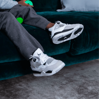 Air Jordan 4 kids on feet