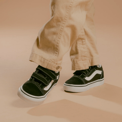 Vans Old Skool 'Black and White' on kids feet