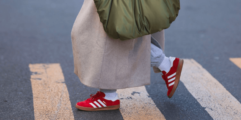 adidas Gazelle red 