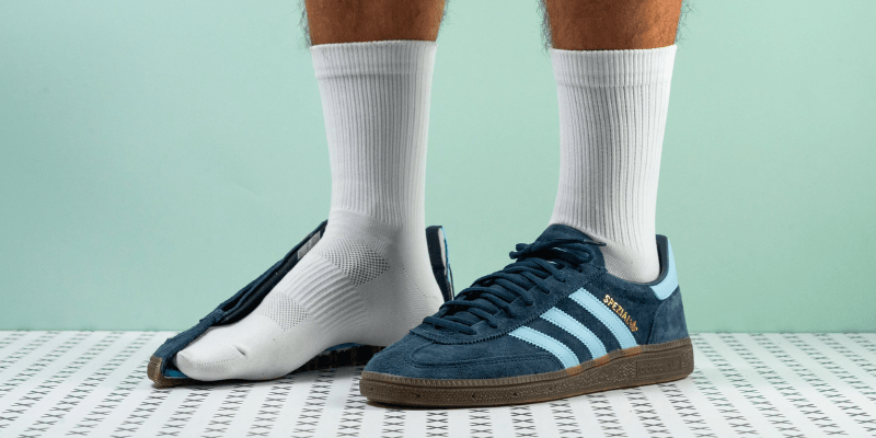 adidas Spezial blue design