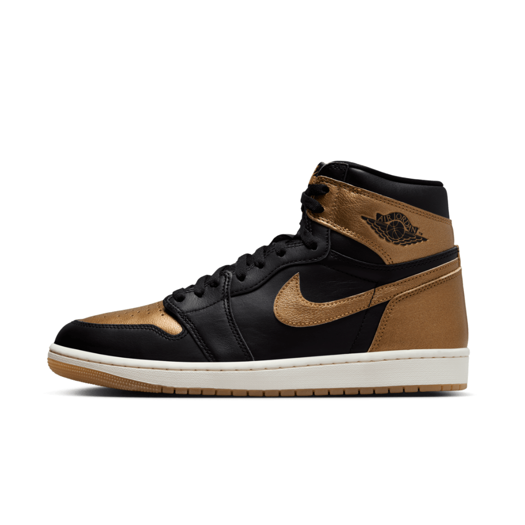 Air Jordan 1 High OG 'Black & Metallic Gold'