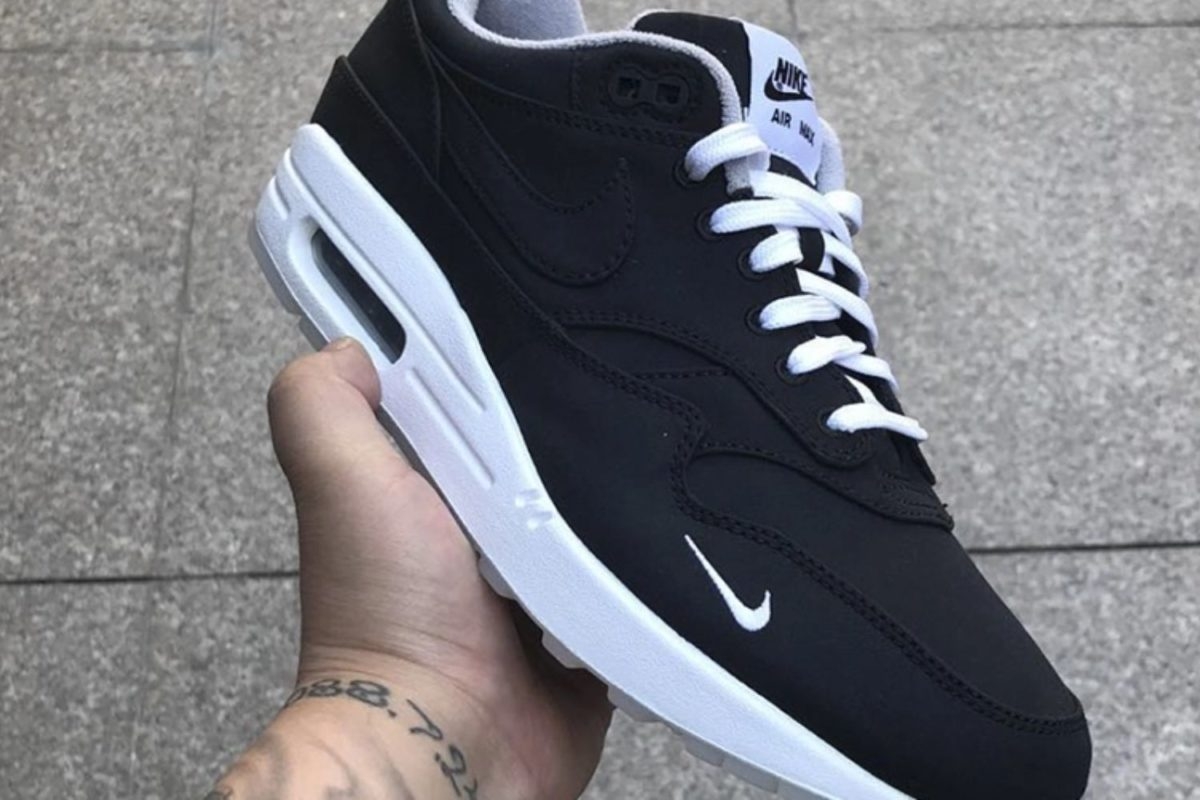 Nike Air Max 1 x Dover Street Market