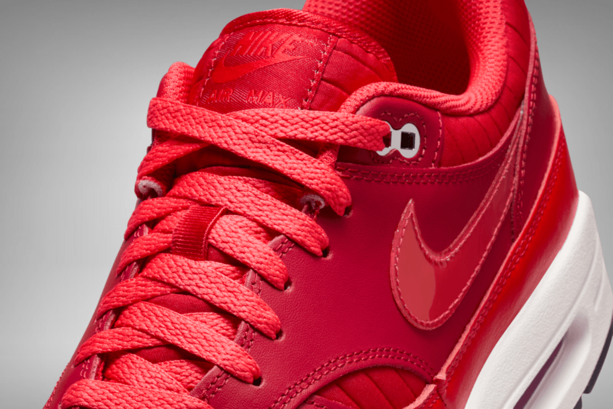 De Nike Air Max 1 verschijnt in een 'Gym Red' colorway