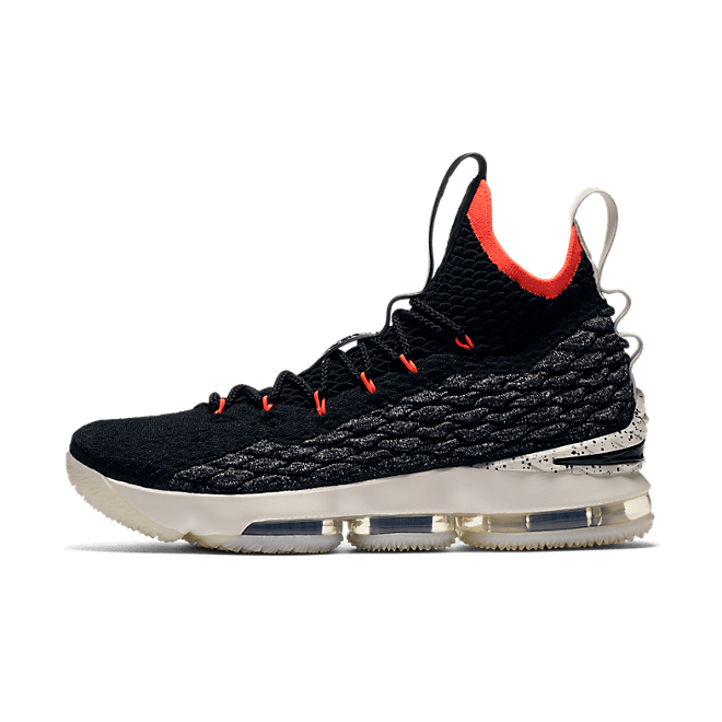 Nike Lebron 15