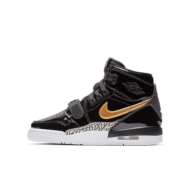 Jordan Air Jordan Legacy 312 AT4040007