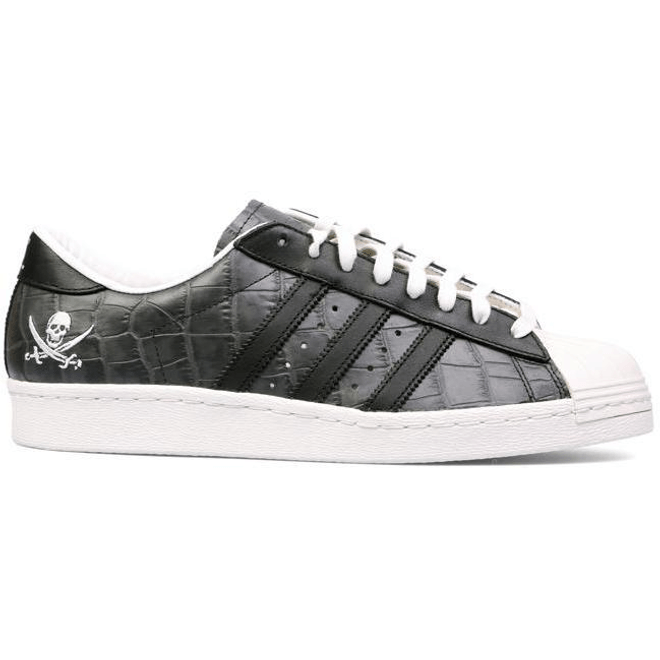 adidas Superstar 80s Neighborhood B34070