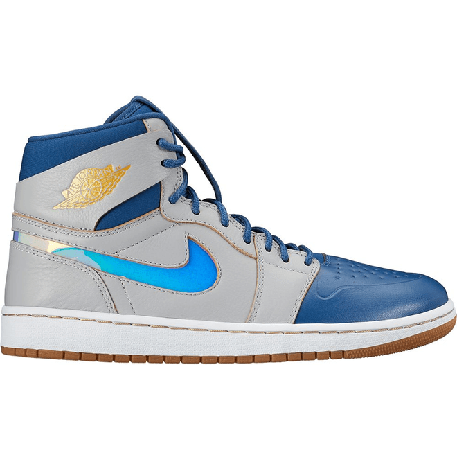 Jordan 1 Retro High Nouveau Dunk From Above 819176-009