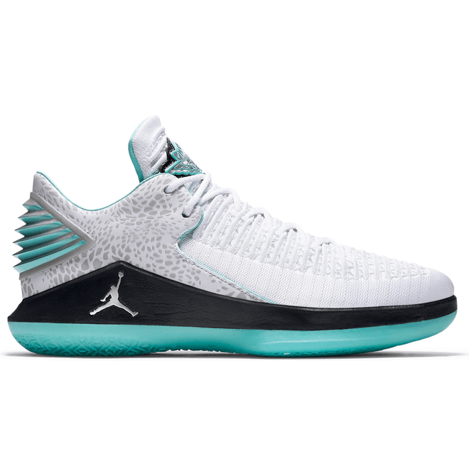 Jordan XXXII Low Guo Ailun PE AH3347-101