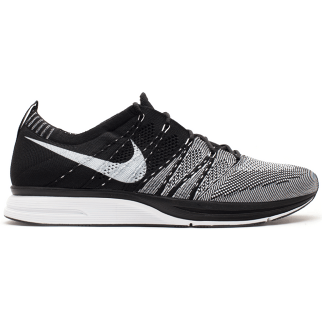 Nike Flynit Trainer+ Black White