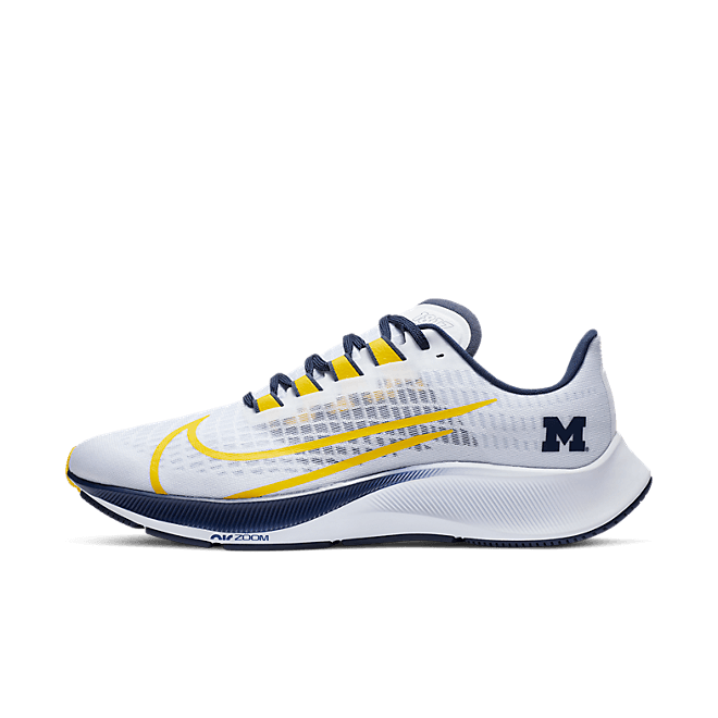 Nike Air Zoom Pegasus 37 Michigan