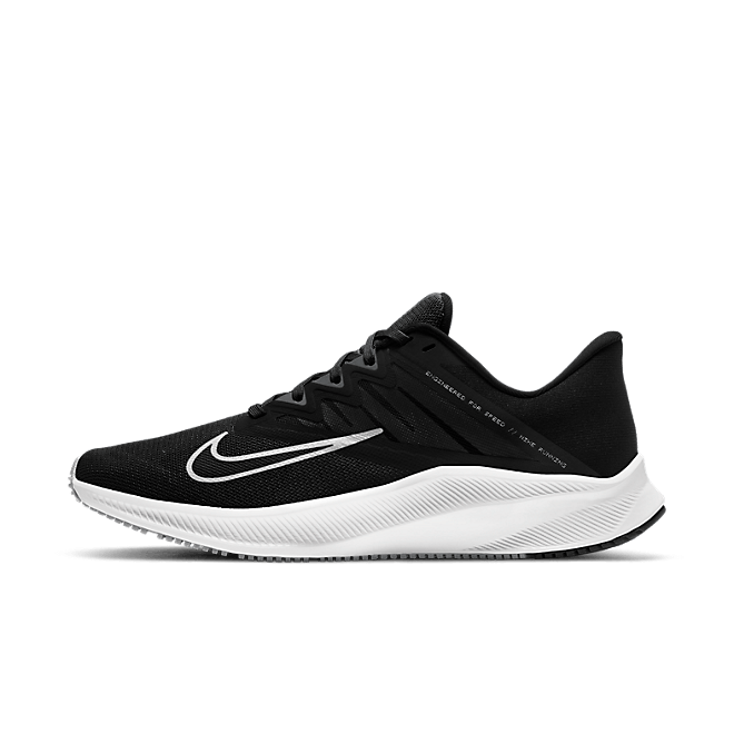 Nike  QUEST 3  men's Running Trainers in Black