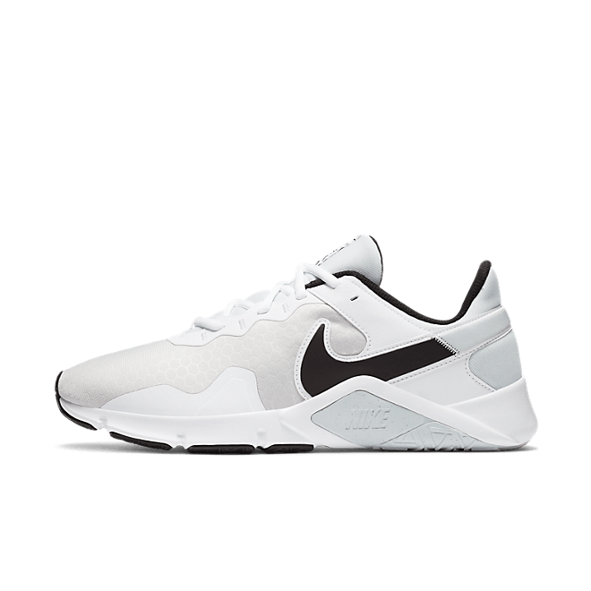 Nike Legend Essential 2