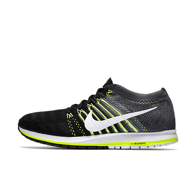 Nike Flyknit Streak Black Volt