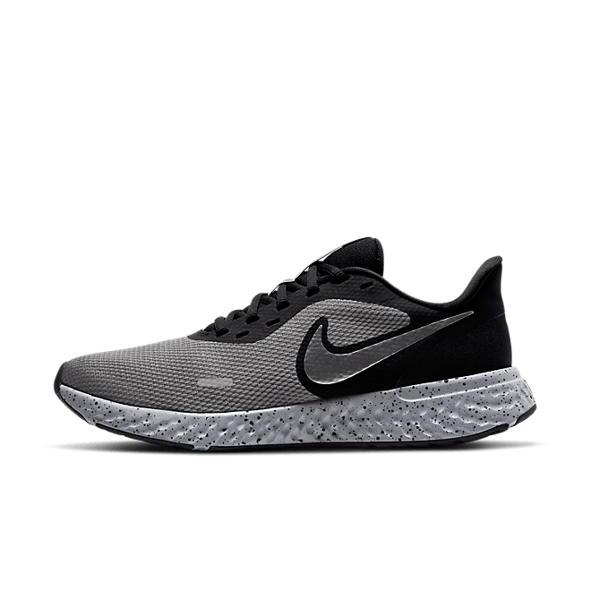 Nike Revolution 5 Premium