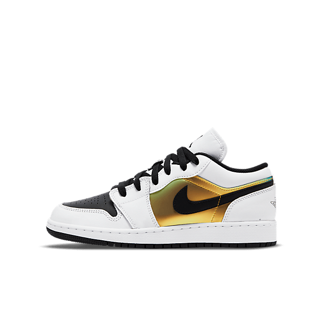 Jordan 1 Low Metallic Gold (GS) CV9844-109