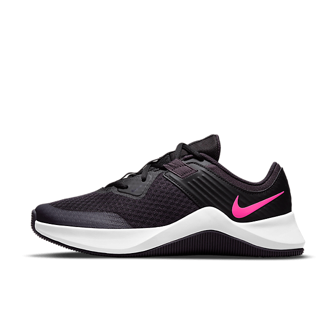 Nike W NIKE MC TRAINER women's Sports Trainers (Shoes) in Black ...