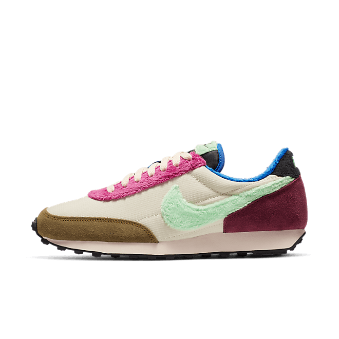 Nike Daybreak DC3275-235