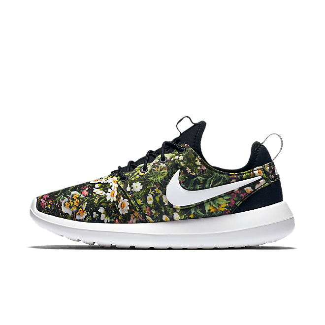 Nike Roshe Two Flyknit 844933-004