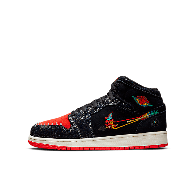 Jordan 1 Mid Siempre Familia (GS) DN5121-001