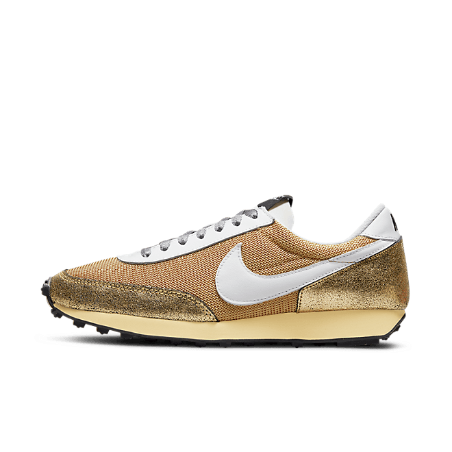 Nike Daybreak Golden Gals (W) DO5883-700