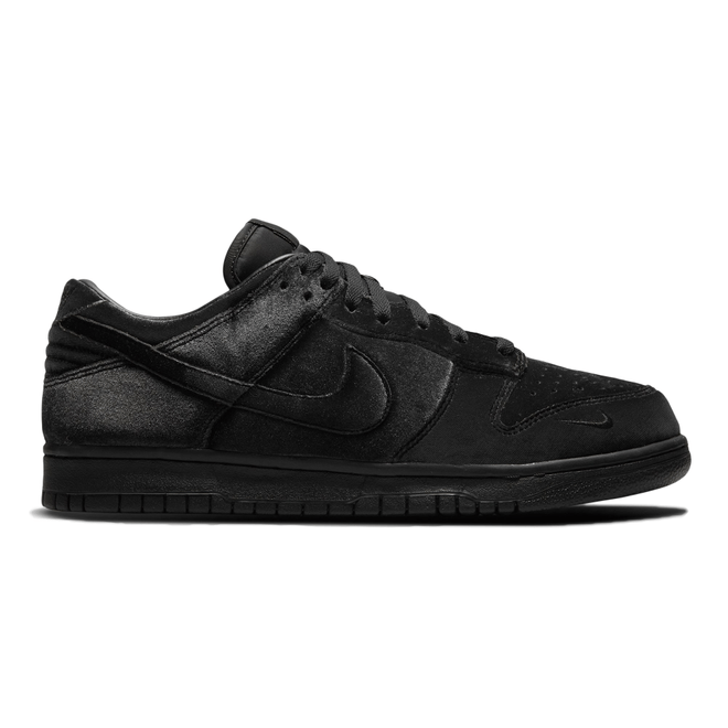 Nike Dunk Low Dover Street Market Triple Black Velvet