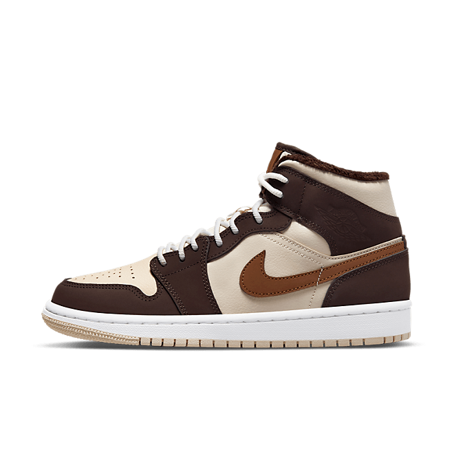 Jordan 1 Mid SE Brown Basalt Oatmeal (W) DO6699-200