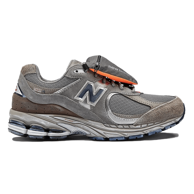 New Balance 2002R Grey Brown Pouch M2002RVA