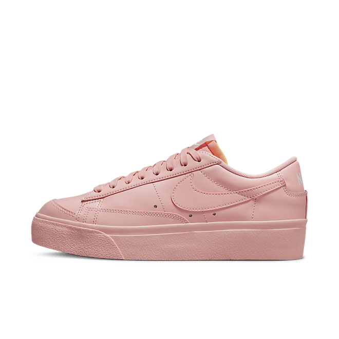 Nike WMNS Blazer Low Platform PINK 