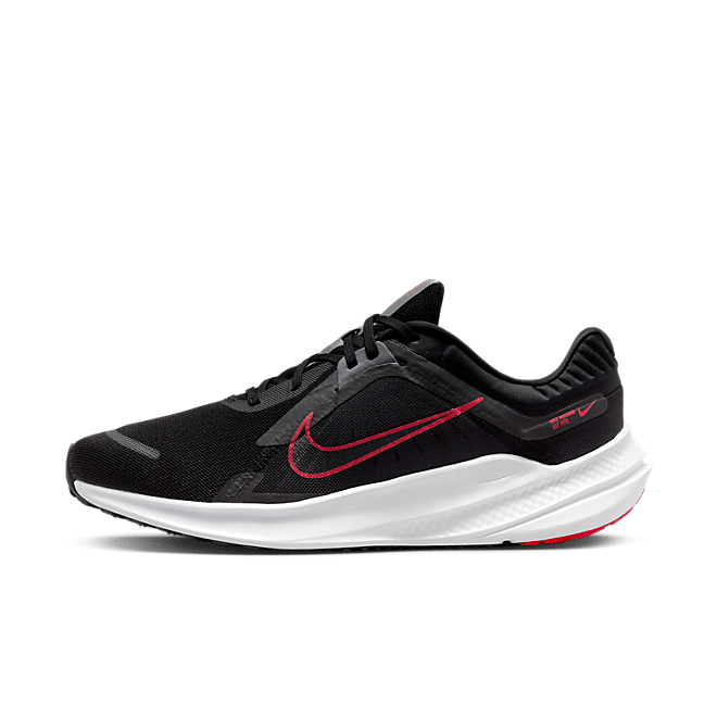 Nike Quest 5 'Black University Red'