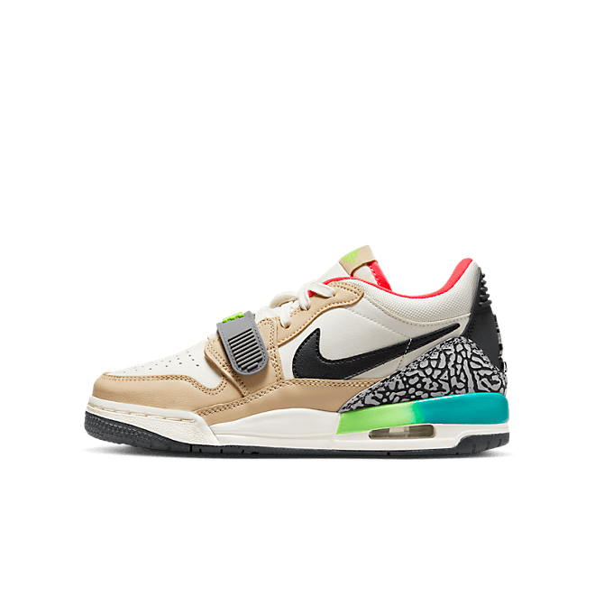 Air Jordan Legacy 312 Low Gradient (GS) DZ2763-101