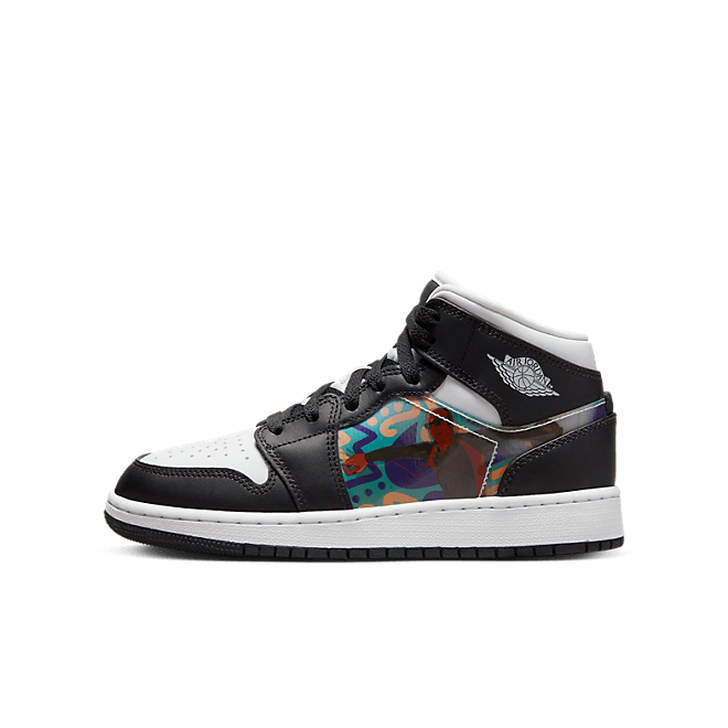 Air Jordan 1 Mid DR9495-001