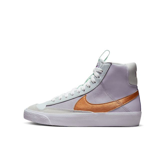 Nike Blazer Mid '77 D