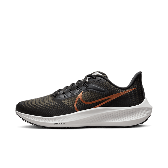 Nike Air Zoom Pegasus 39 Black Orange Marathon Running 
