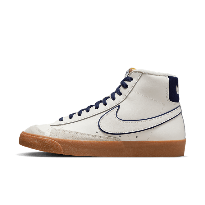 Nike Blazer Mid '77 PRM DQ7672-100