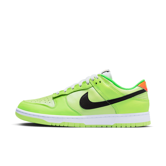 Nike Dunk Low SE 'Glow in the Dark'