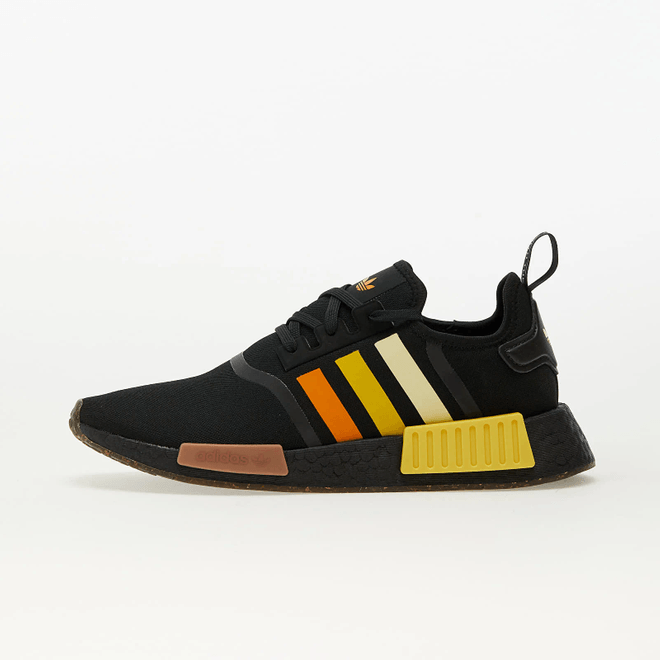 adidas NMD_R1 Core Black/ Carbon/ Classic Strata HQ4561