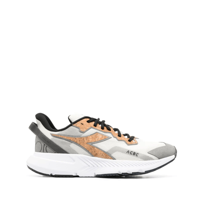 Diadora panelled-design 