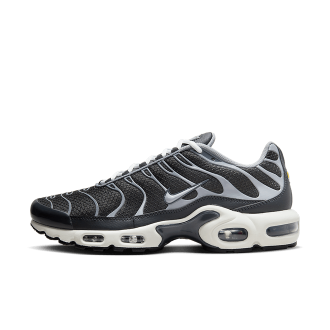 Nike Air Max Plus SE 'Greyscale'