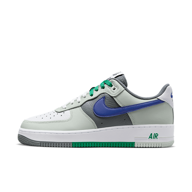 Nike Air Force 1 '07 LV8