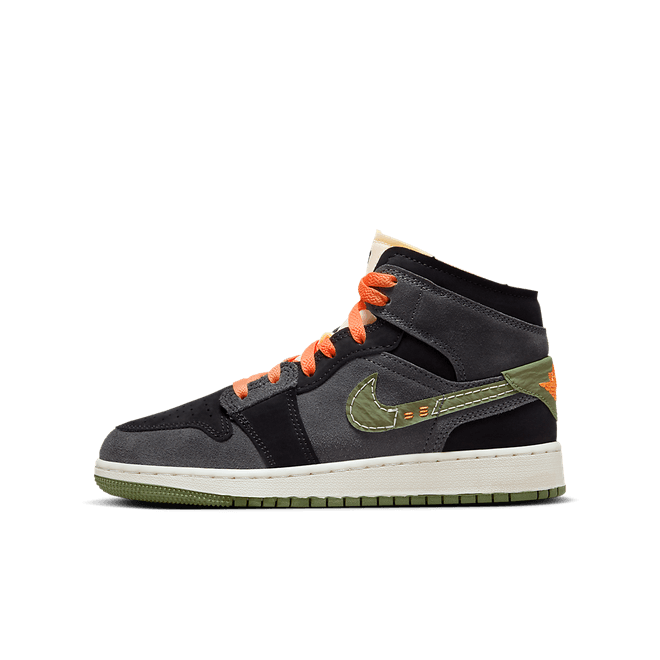 Air Jordan 1 Mid SE Craft Big Kids' FD5847-003