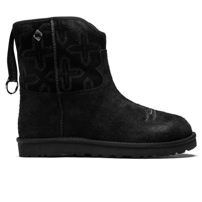 UGG UGG x Children of the Discordance Classic Short Boot - Black