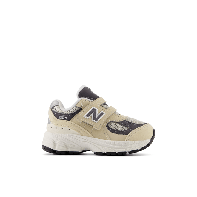 New Balance Infants' 2002 HOOK & LOOP  Beige